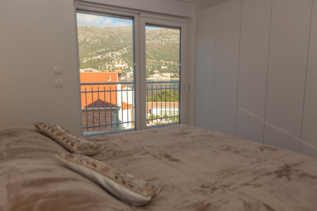 Apartment Casa Lidia - Modern & Spacious & Few Steps To & Breathtaking View *