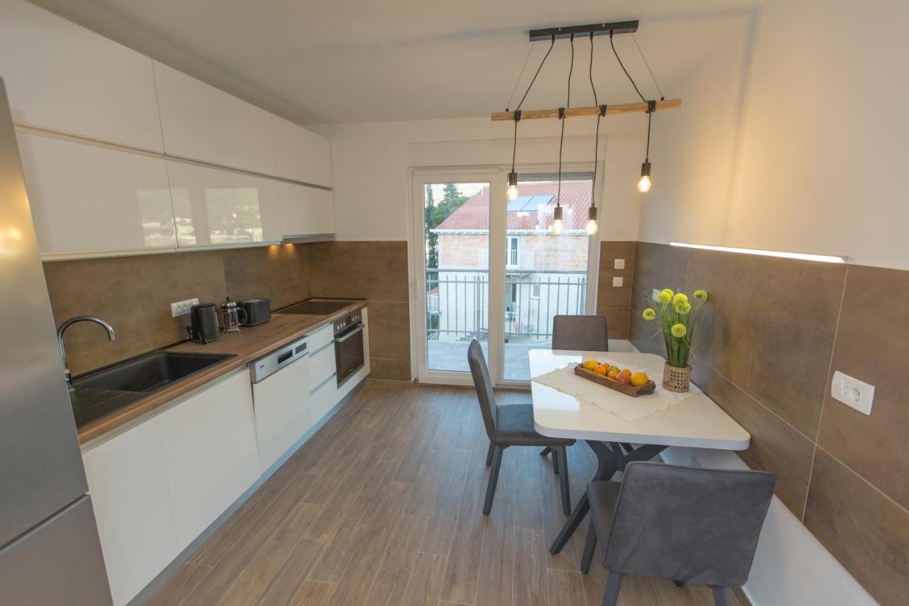 Casa Lidia - Modern & Spacious & Few Steps To & Breathtaking View Apartment